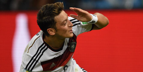 Ozil Bantu Operasi 23 Anak Brasil Ozil Bantu Operasi 23 Anak Brasil