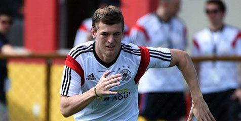 Madrid dan Bayern Resmi Umumkan Transfer Kroos Madrid dan Bayern Resmi Umumkan Transfer Kroos