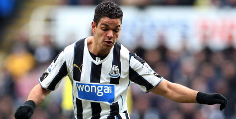 Pulang Liburan Dengan Perut Buncit, Gelandang Newcastle Didenda Pulang Liburan Dengan Perut Buncit, Gelandang Newcastle Didenda