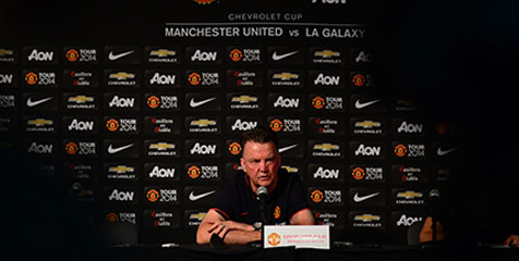 Van Gaal: Manchester United Akan Pakai Formasi 3-4-1-2 Van Gaal: Manchester United Akan Pakai Formasi 3-4-1-2