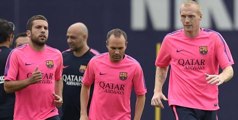 Iniesta Ingin Messi, Neymar dan Suarez Segera Gabung Iniesta Ingin Messi, Neymar dan Suarez Segera Gabung