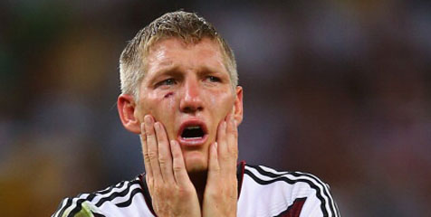 Hina Dortmund, Schweinsteiger Minta Maaf Hina Dortmund, Schweinsteiger Minta Maaf
