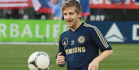 Tersia-sia di Chelsea, Gelandang Ini Ditolak Hannover Tersia-sia di Chelsea, Gelandang Ini Ditolak Hannover