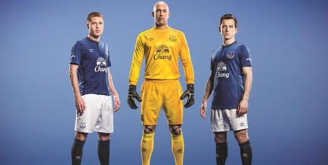 Nama Punggung ala Teka-Teki Silang di Jersey Everton Nama Punggung ala Teka-Teki Silang di Jersey Everton