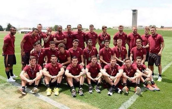 Kompilasi Meme Pose Canggung Ashley Cole Kompilasi Meme Pose Canggung Ashley Cole