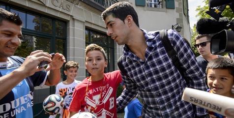 Nasib Suarez Diputus Pekan Depan Nasib Suarez Diputus Pekan Depan
