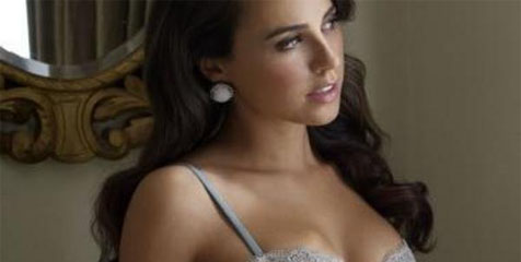 Gaet Vermaelen, Barca Juga Bakal Dapat WAGs Seksi Ini Gaet Vermaelen, Barca Juga Bakal Dapat WAGs Seksi Ini