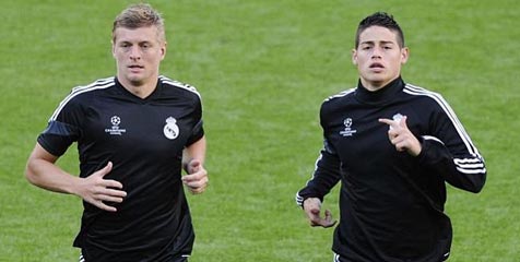 Sevilla Waspadai James dan Kroos Sevilla Waspadai James dan Kroos