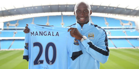 Galeri Foto Eliaquim Mangala, Pemain Baru Manchester City