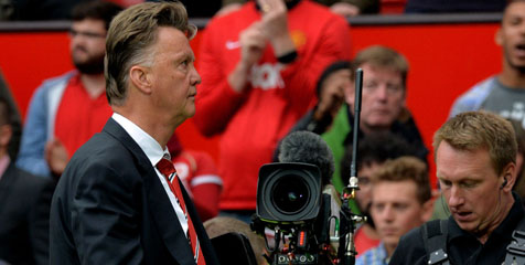 Van Gaal: Man United Harus Belajar Dari Kekalahan Van Gaal: Man United Harus Belajar Dari Kekalahan