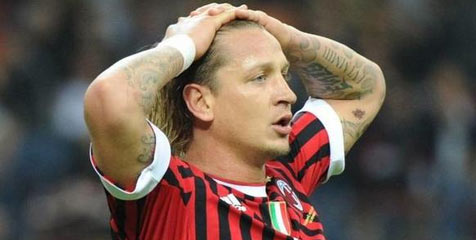 Benatia Alot, United Pertimbangkan Mexes?