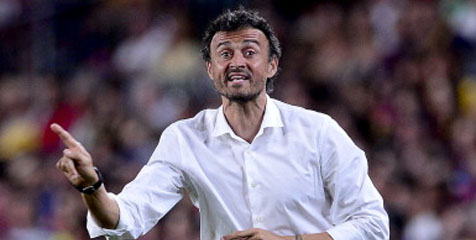 Enrique Tuntut Kesetiaan Fans Saat Barca Terpuruk Enrique Tuntut Kesetiaan Fans Saat Barca Terpuruk