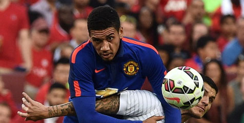Smalling Minta MU Tak Hidup Dalam Penyesalan Smalling Minta MU Tak Hidup Dalam Penyesalan