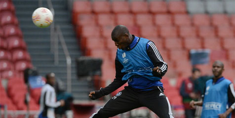 Hampir Cetak Gol dari Kick-Off, Demba Ba Manfaatkan Insting Predator 