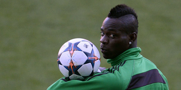 Media Inggris 'Ngeri' Sambut Kembalinya Balotelli Media Inggris 'Ngeri' Sambut Kembalinya Balotelli