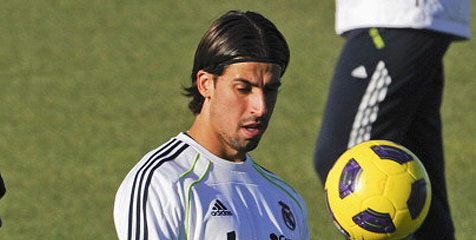 Napoli Ikut Berburu Sami Khedira Napoli Ikut Berburu Sami Khedira
