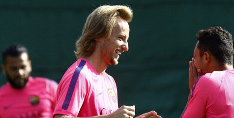 Rakitic: Luar Biasa Bermain Bersama Sosok Kelas Dunia di Barca Rakitic: Luar Biasa Bermain Bersama Sosok Kelas Dunia di Barca