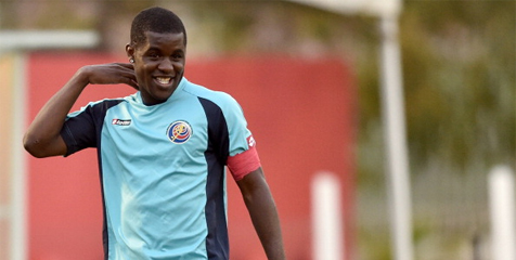 Benfica Rayu Arsenal Lepas Campbell Benfica Rayu Arsenal Lepas Campbell