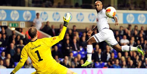 Arsenal Berpeluang Gaet Defoe? Arsenal Berpeluang Gaet Defoe?