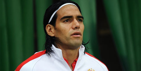 Falcao Pilih Man United, Eks Pemain Liverpool Ini Terkejut Falcao Pilih Man United, Eks Pemain Liverpool Ini Terkejut