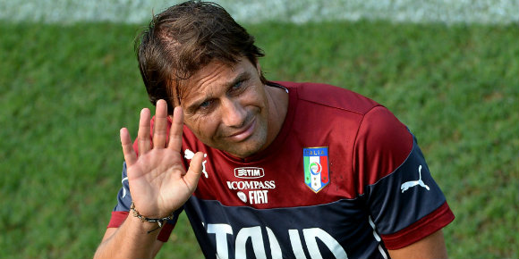 Galeri: Sesi Latihan Perdana Conte dan Gli Azzurri Galeri: Sesi Latihan Perdana Conte dan Gli Azzurri