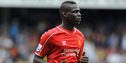 Gerrard: Liverpudlian Akan Bantu Balotelli Gerrard: Liverpudlian Akan Bantu Balotelli