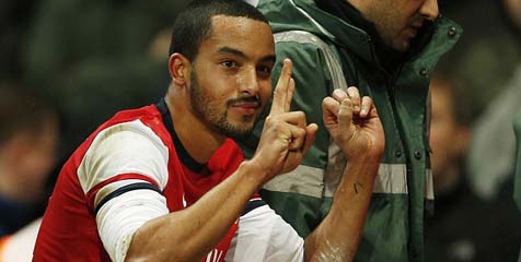 Mulai Pulih, Wenger Ogah Paksa Walcott Mulai Pulih, Wenger Ogah Paksa Walcott