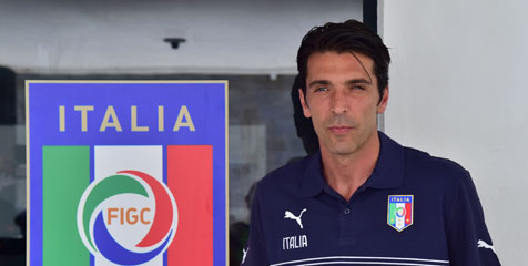 Buffon Bantah Italia Punya Masalah Dengan Balotelli
