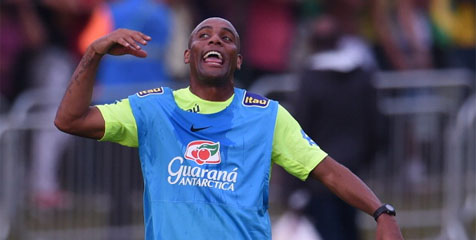 Problem Internal, Maicon Dicoret dari Skuat Brasil Problem Internal, Maicon Dicoret dari Skuat Brasil