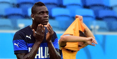 Giaccherini: Karir Balotelli Belum Tamat Giaccherini: Karir Balotelli Belum Tamat