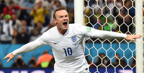 Rooney Didukung Sir Bobby Charlton Pecahkan Rekor Gol Inggris Rooney Didukung Sir Bobby Charlton Pecahkan Rekor Gol Inggris