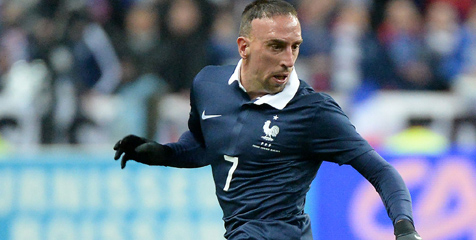 Rummenigge Tegaskan Ribery Tak Akan Dihukum Pasca Pensiun Rummenigge Tegaskan Ribery Tak Akan Dihukum Pasca Pensiun