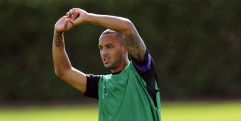Walcott Ingatkan Peluru Cepat Arsenal Siap Teror EPL Musim Ini Walcott Ingatkan Peluru Cepat Arsenal Siap Teror EPL Musim Ini