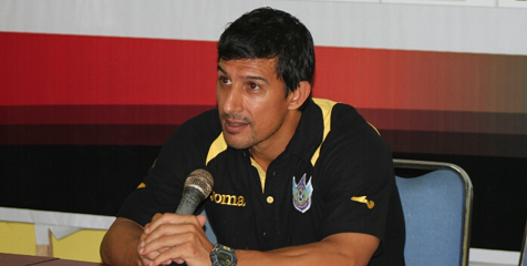 Alfredo Masih Masuk Kandidat Pelatih Gresik United Alfredo Masih Masuk Kandidat Pelatih Gresik United