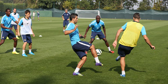 Galeri: Persiapan Manchester City Tantang Arsenal Galeri: Persiapan Manchester City Tantang Arsenal