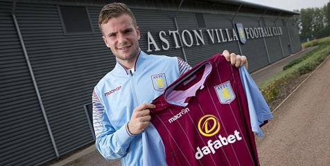 Cleverley Akui Karirnya di United Sudah Habis Cleverley Akui Karirnya di United Sudah Habis
