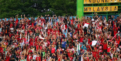 Alfred Riedl Kagum Animo Penonton Alfred Riedl Kagum Animo Penonton