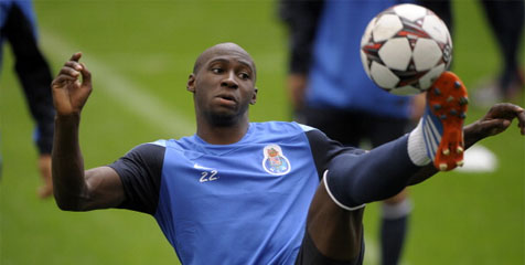 Mangala Ambil Sisi Positif Dari Ketatnya Persaingan di City Mangala Ambil Sisi Positif Dari Ketatnya Persaingan di City