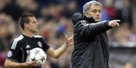 Mourinho Isyaratkan Siap Kembali Latih Madrid Mourinho Isyaratkan Siap Kembali Latih Madrid