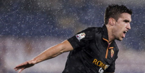 Terus Digoda United, Roma Tegaskan Strootman Tak Dijual Terus Digoda United, Roma Tegaskan Strootman Tak Dijual