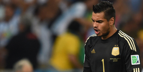 Sergio Romero Bantah Telah Menolak Tawaran Man United