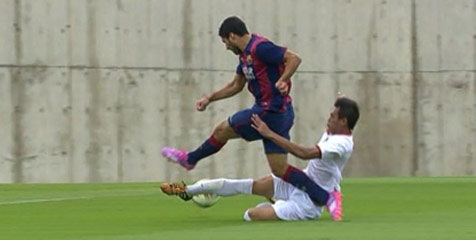 Review: Suarez Dua Gol, Barcelona B Bantai Indonesia Review: Suarez Dua Gol, Barcelona B Bantai Indonesia