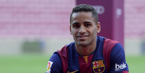Douglas: Saya Tak Berharap Barca Imbang Douglas: Saya Tak Berharap Barca Imbang