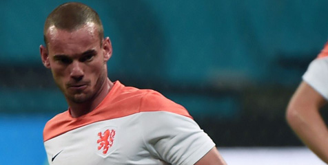 Galatasaray Siap Cegah Sneijder Termakan Rayuan Van Gaal