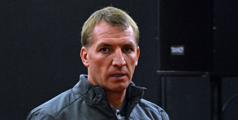 Rodgers Tak Khawatirkan Ancaman Sanksi FFP Rodgers Tak Khawatirkan Ancaman Sanksi FFP