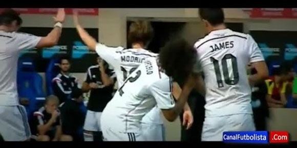 Video: Kumpulan Aksi Aneh Alvaro Arbeloa di Bench Real Madrid Video: Kumpulan Aksi Aneh Alvaro Arbeloa di Bench Real Madrid