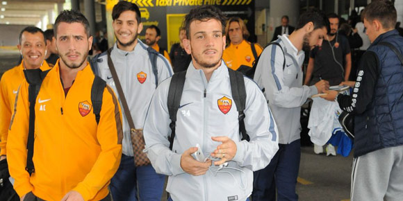 Galeri: Skuat AS Roma Tiba di Kota Manchester Galeri: Skuat AS Roma Tiba di Kota Manchester