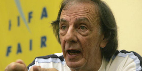 Menotti: Pelatih Mana pun Rela Bayar Demi Messi Menotti: Pelatih Mana pun Rela Bayar Demi Messi