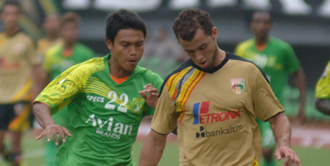 Fandi Eko Antusias Kembali ke Persebaya Fandi Eko Antusias Kembali ke Persebaya