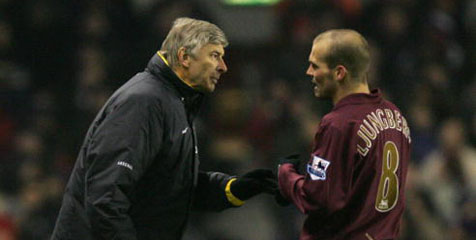 Ljungberg: Wenger Manajer Serba Bisa Ljungberg: Wenger Manajer Serba Bisa